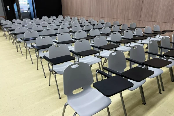 universities-harvestlink-prima-one-with-tablet-4-69c64677654ba